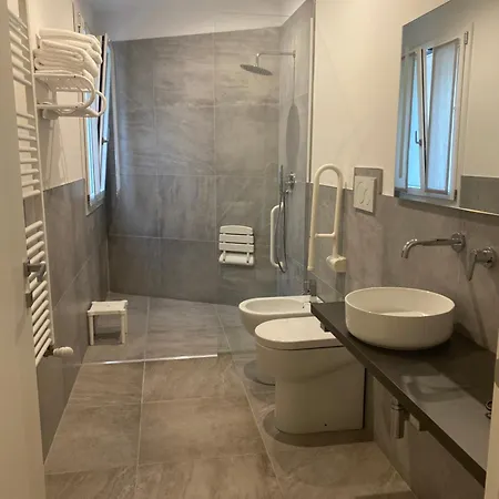 A Casa Di Lella בודירו