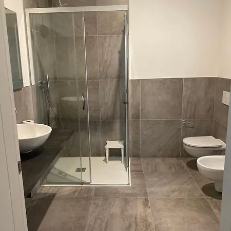 לינה וארוחת בוקר A Casa Di Lella בודירו